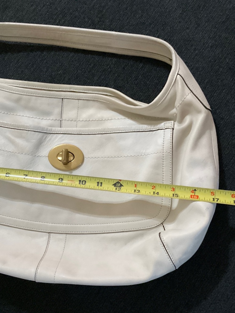 Coach Cream Leather Hobo with Gold Turn-Lock - Picture 12 of 16